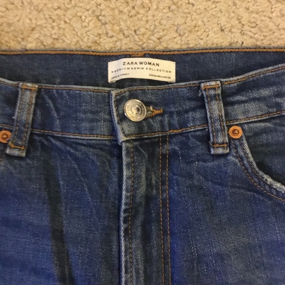 Zara Straight Fit High Waste Denim - Picture 4 of 8